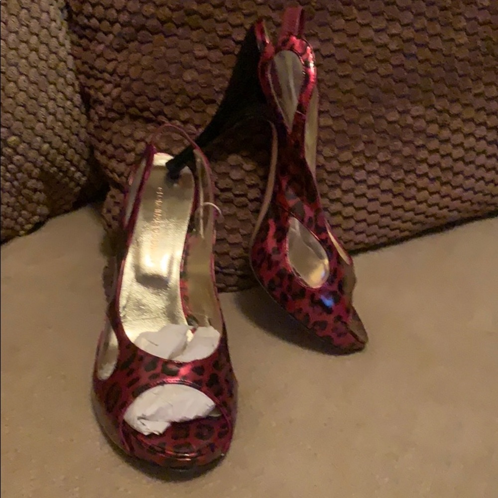 New Georgia Goodman Women’s